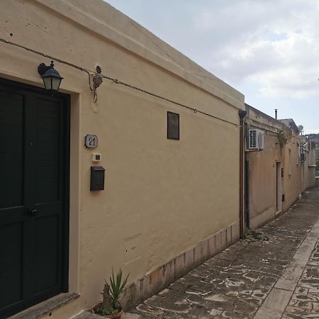Balcone Barocco. Modica Exterior foto